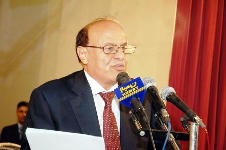 نائب الرئيس يلقي كلمته في حفل التدشين أمس